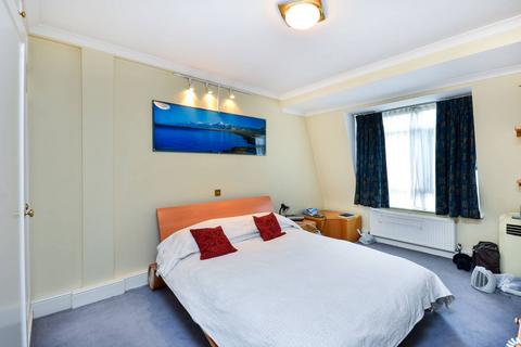 2 bedroom flat to rent, Catherine Place, St James's Park, London, SW1E