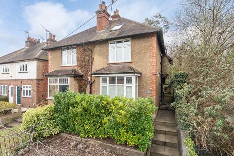 4 bedroom semi-detached house to rent, Vincent Lane, Dorking