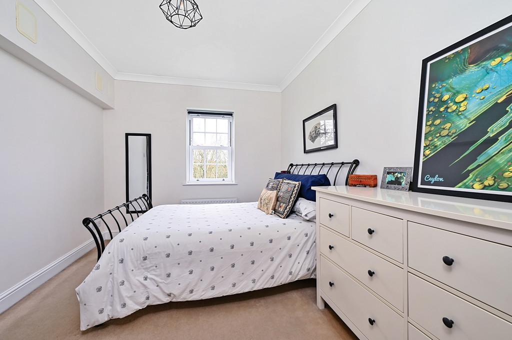 7 Calcott Park (6)