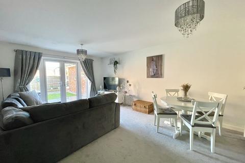 3 bedroom end of terrace house for sale, Yeomans Lane, Camberley GU17