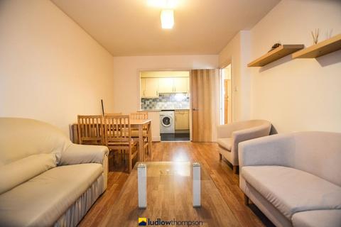 1 bedroom flat to rent, Commerical Road, Aldgate, London, E1