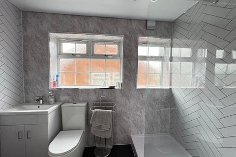 3 bedroom semi-detached house for sale, Woodland Road, Kenilworth