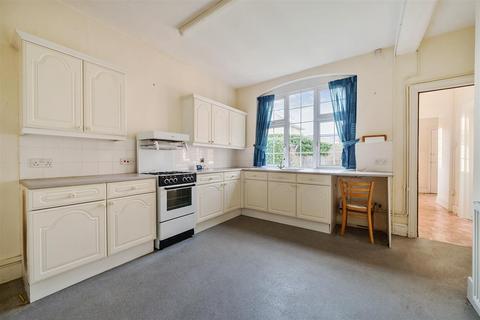 3 bedroom apartment for sale, Weirfields, Totnes