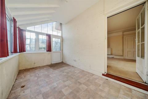 Flat 1, Quarrenden Weirfields, Totnes, TQ9 5JS