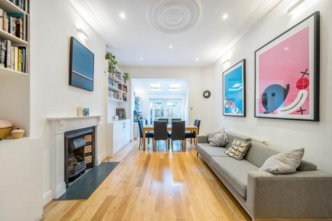 2 bedroom flat for sale, Howitt Road, Belsize Park