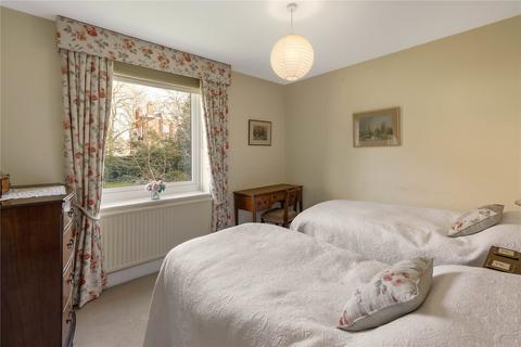 4 bedroom apartment for sale, Hamilton House, Vicarage Gate, London, W8