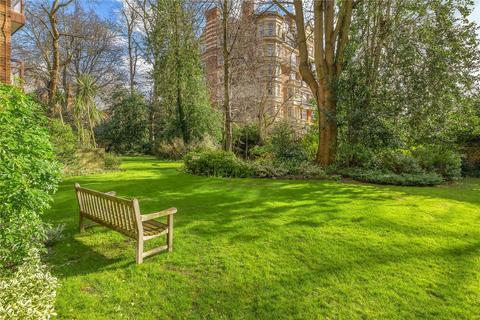 4 bedroom apartment for sale, Hamilton House, Vicarage Gate, London, W8