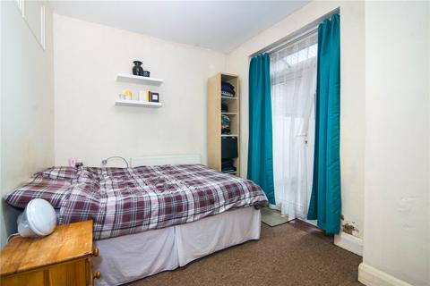 2 bedroom flat to rent, Fairholme Road, LONDON, UK