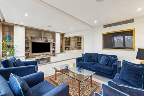 3 bedroom flat for sale, Piccadilly, Mayfair, London