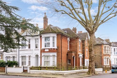 3 bedroom flat for sale, Birkbeck Grove, London