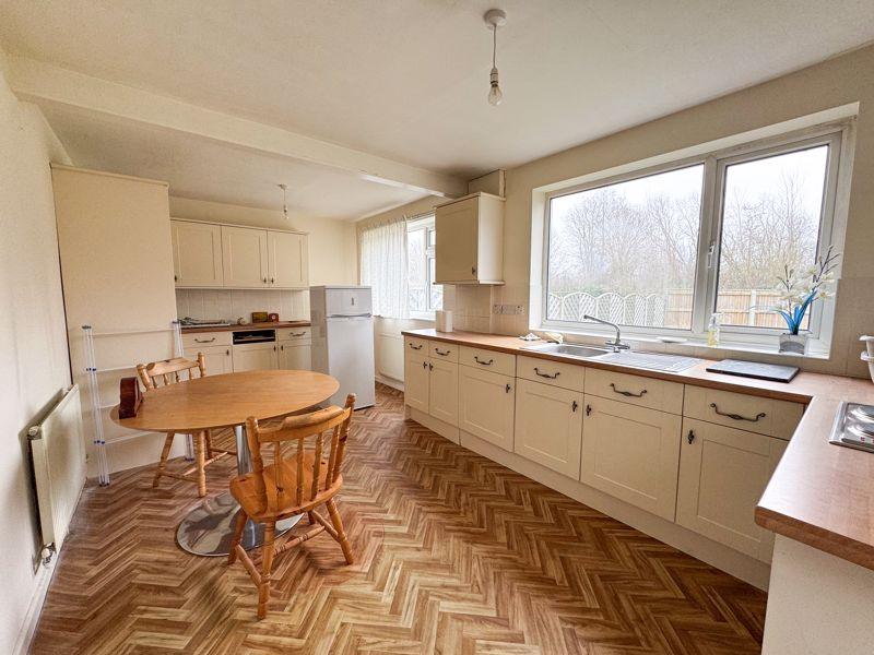 Kitchen-diner