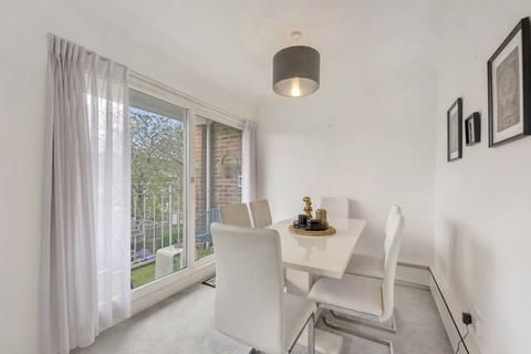 2 bedroom flat for sale, The Crescent, Sidcup