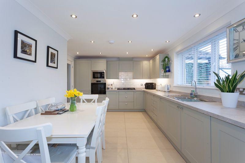 Kitchen diner