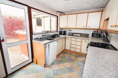 3 bedroom end of terrace house for sale, Belmont Road, Chnadlers Ford