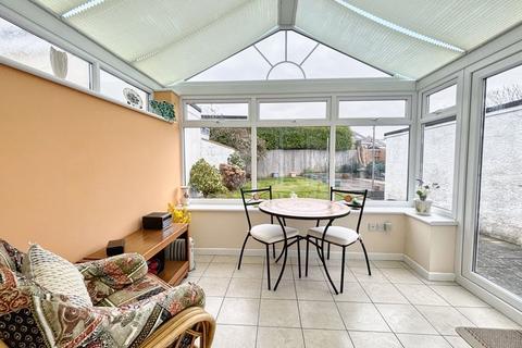 2 bedroom detached bungalow for sale, 70 West Park Drive, Porthcawl CF36 3RL