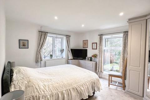 16 Beech Road, Pontyrhyl, Bridgend, CF32 8AJ