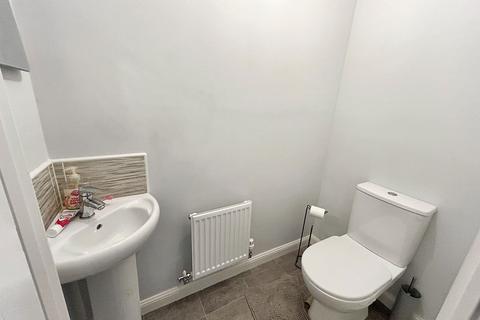 2 bedroom terraced house for sale, Firfield Road, Blakelaw, Newcastle upon Tyne, Tyne and Wear, NE5 3DY