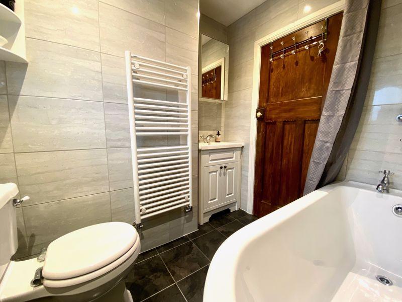 Modern Bathroom
