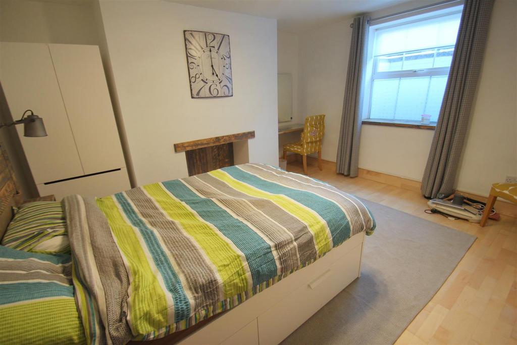 Bedroom Four (2).JPG