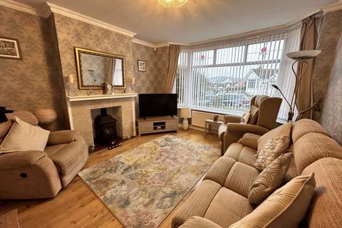 2 bedroom semi-detached bungalow for sale, Penrhyn Drive, Rhos on Sea