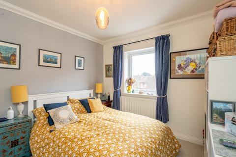 2 bedroom apartment for sale, The Hornet, Chichester