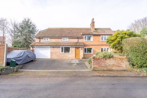 5 bedroom semi-detached house for sale, Coach Road, Chichester