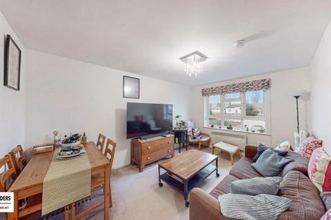 1 bedroom apartment for sale, Thornhill Road, Leyton, E10