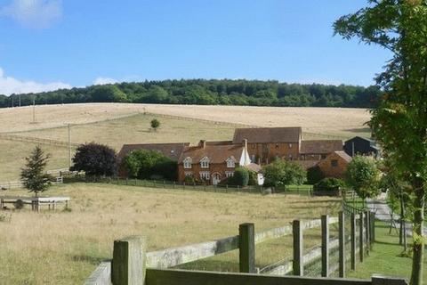 3 bedroom detached house to rent, Faversham Road, Boughton Aluph