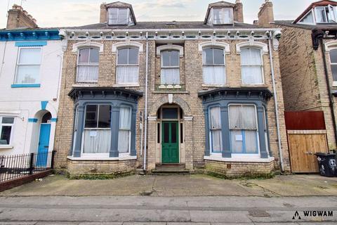 9 bedroom end of terrace house for sale, Hutt Street, Hull, HU3