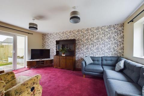 3 bedroom terraced house for sale, Roscrow Drive, Camborne - Superb family home, chain free sale