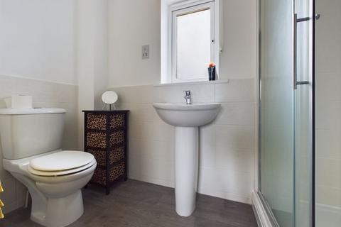 4 Roscrow Drive, Camborne, TR14 0EF