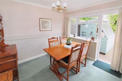 4 bedroom semi-detached house for sale, Cedar Avenue, Hazlemere HP15