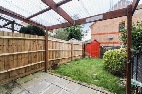 2 bedroom terraced house for sale, Columbine Close, Bedford MK41