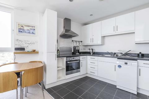 2 bedroom flat to rent, Coppermill Heights, Tottenham, London, N17