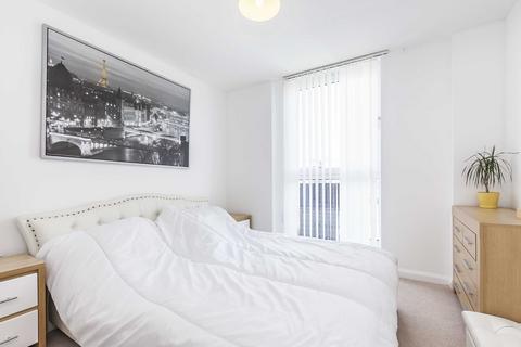 2 bedroom flat to rent, Coppermill Heights, Tottenham, London, N17