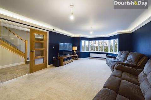 6 Alsop Crest, Acton Trussell, Stafford, ST17 0SJ