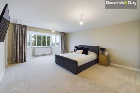 6 Alsop Crest, Acton Trussell, Stafford, ST17 0SJ