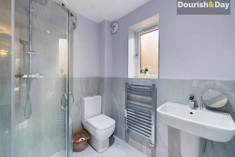 6 Alsop Crest, Acton Trussell, Stafford, ST17 0SJ