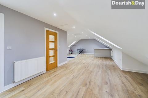 6 Alsop Crest, Acton Trussell, Stafford, ST17 0SJ