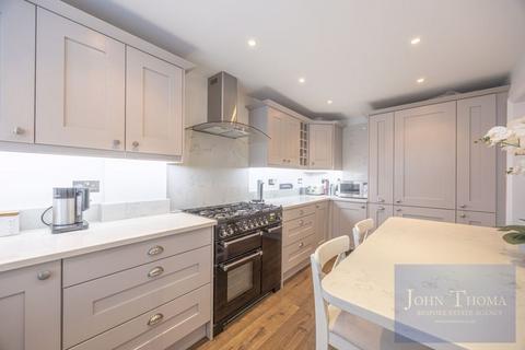 undefined, Maypole Drive, Chigwell IG7