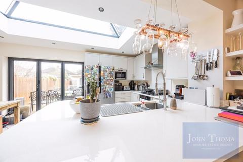 30 Lancelot Road, Hainault, Ilford, IG6 3BE