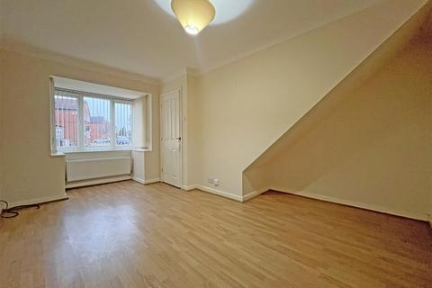 2 bedroom semi-detached house to rent, Sandhills Park, Newark NG24