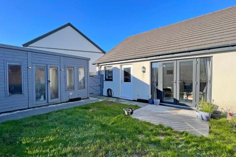 2 bedroom bungalow for sale, Parc Y Coed, Llangefni, Isle of Anglesey, LL77