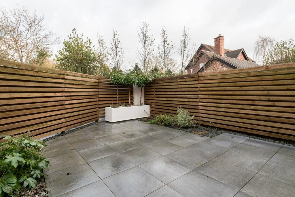 Rear Courtyard