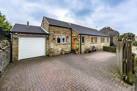 4 Cordingley Green, Stainland, Halifax, HX4 9HR