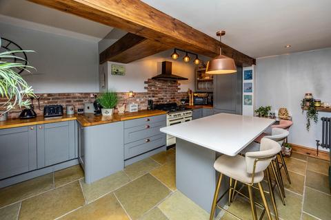4 Cordingley Green, Stainland, Halifax, HX4 9HR