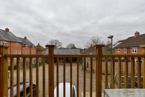 2 bedroom coach house for sale, Thompson Road, Broadbridge Heath, Horsham, West Sussex