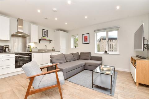 16 Thornton Close, Leatherhead, KT22 7GU