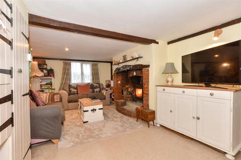 2 bedroom semi-detached house for sale, Andrews Hill, Billingshurst, West Sussex