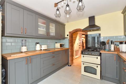 2 bedroom semi-detached house for sale, Andrews Hill, Billingshurst, West Sussex